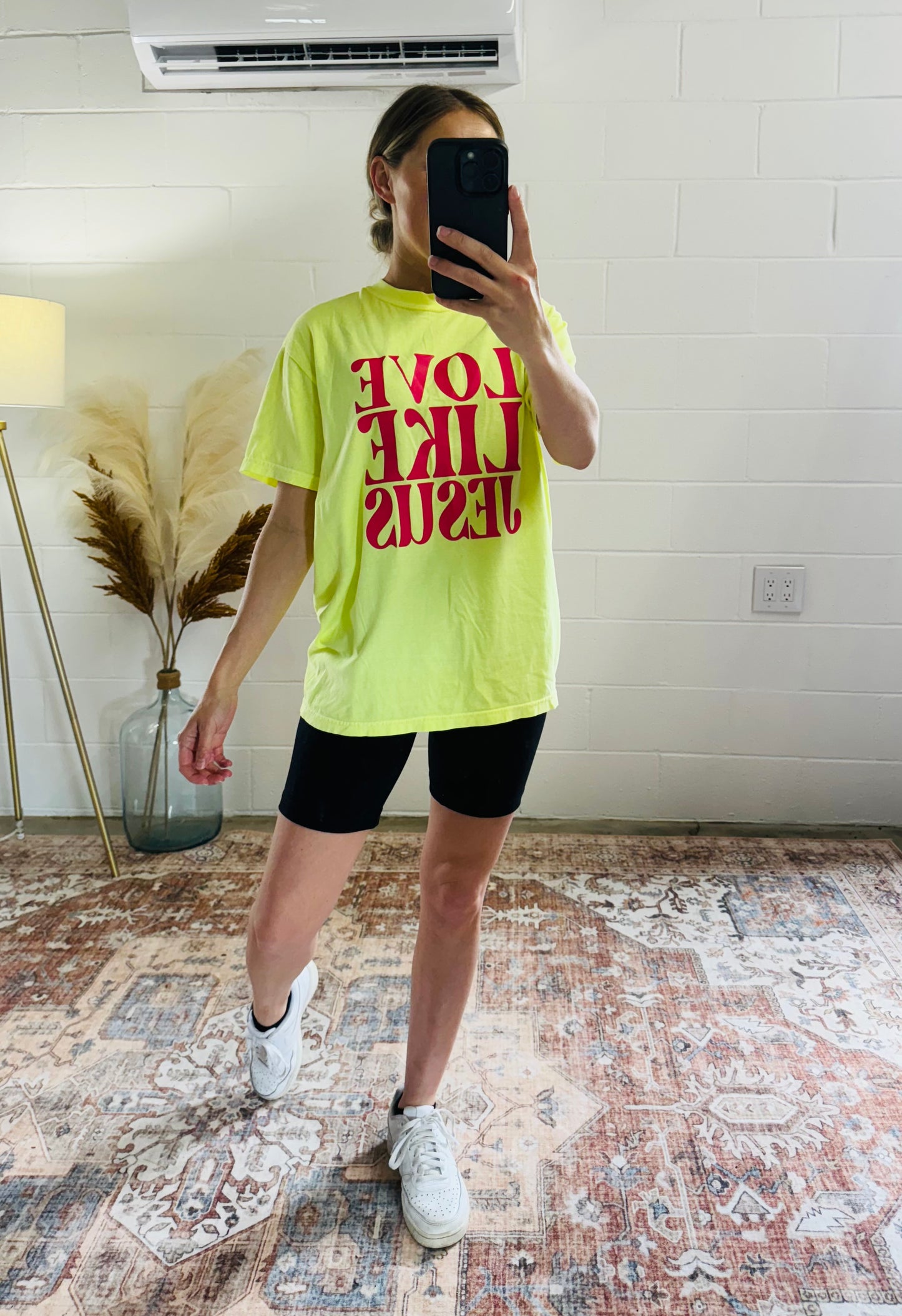 LOVE LIKE JESUS Puff Print Tee