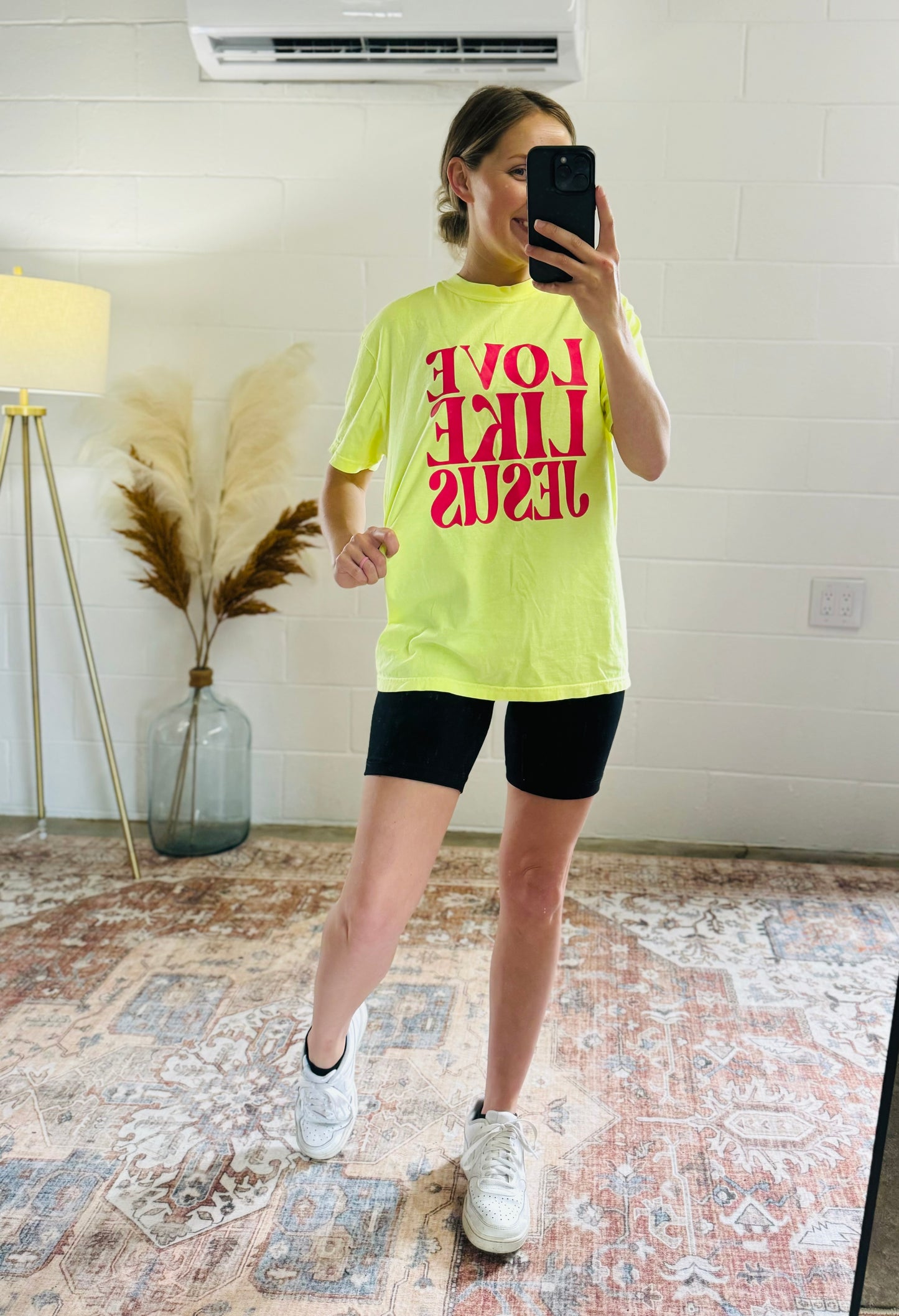 LOVE LIKE JESUS Puff Print Tee