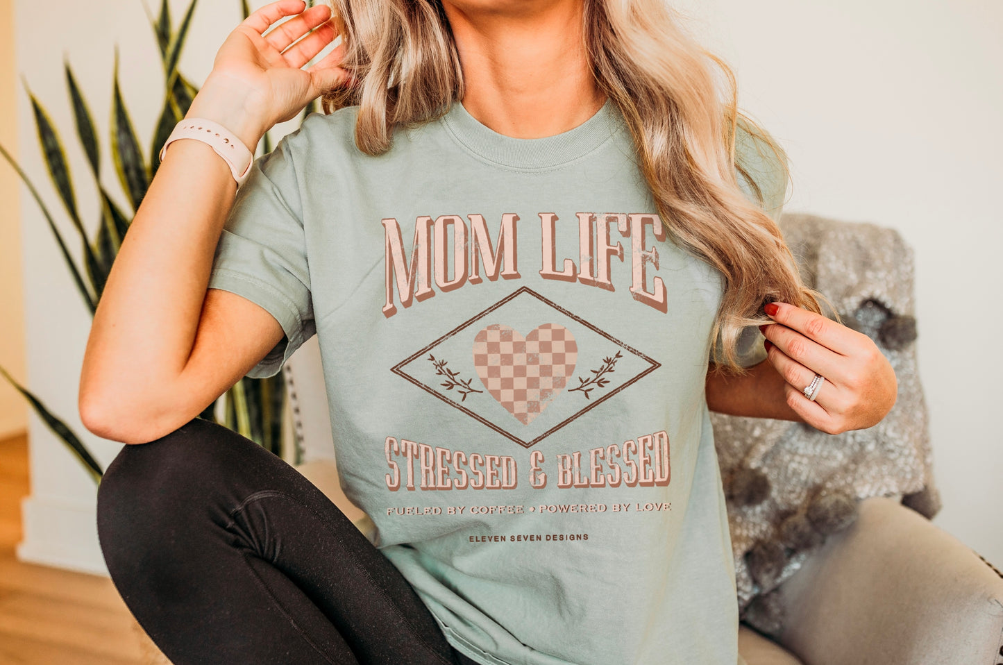 Mom Life Tee