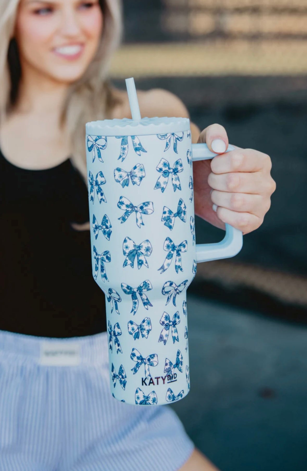 Blue Floral Bows Tumbler